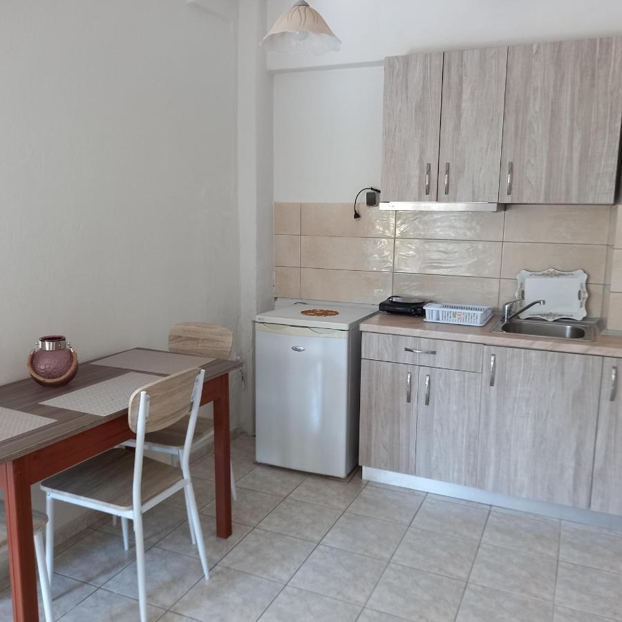 Μαρου Rooms Olympiakí Aktí Extérieur photo