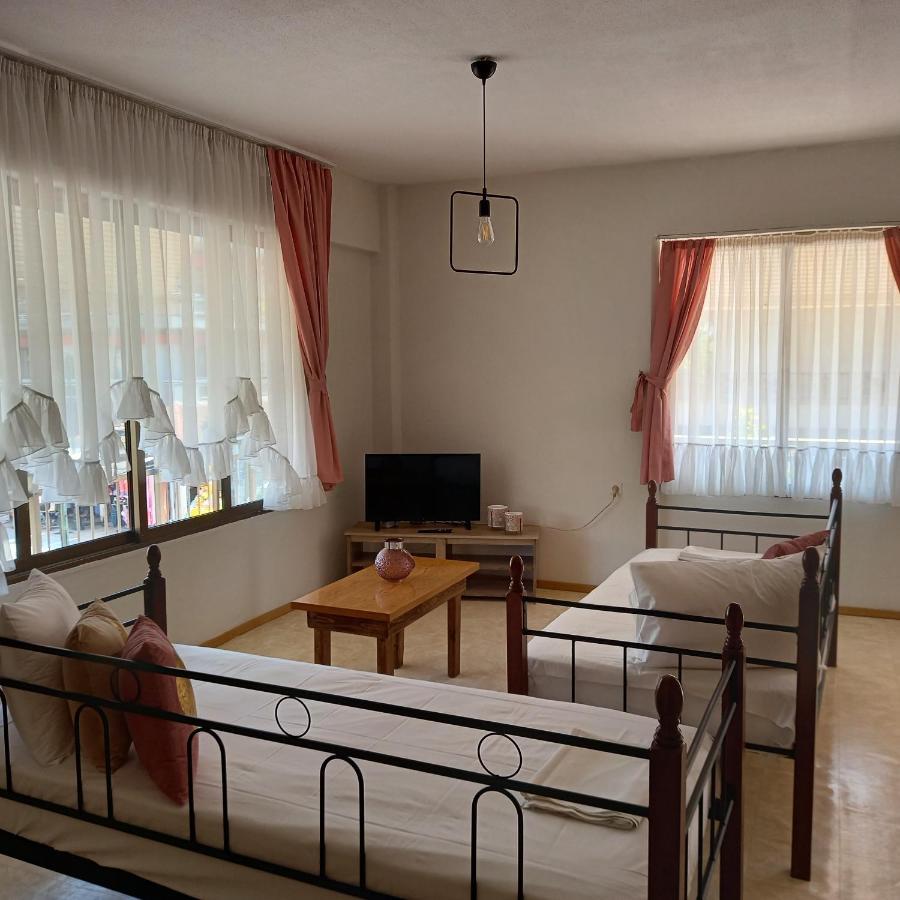 Μαρου Rooms Olympiakí Aktí Extérieur photo