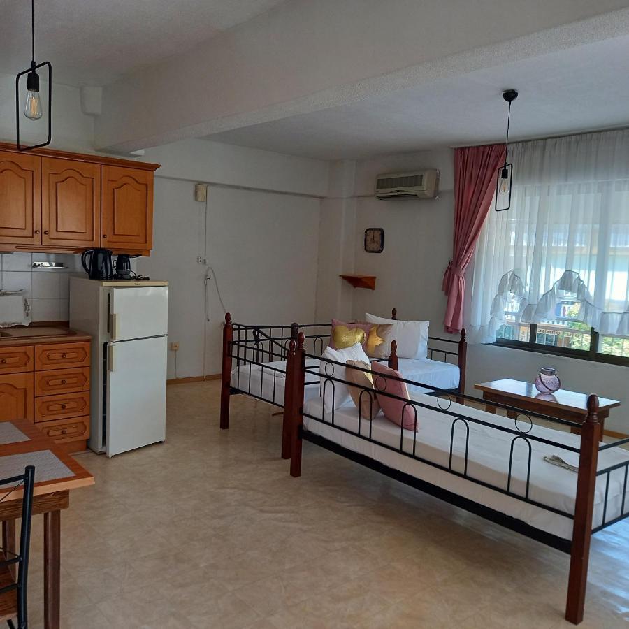Μαρου Rooms Olympiakí Aktí Extérieur photo