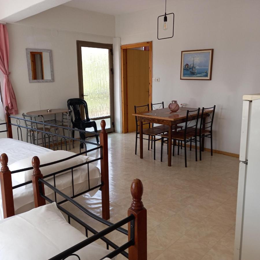 Μαρου Rooms Olympiakí Aktí Extérieur photo