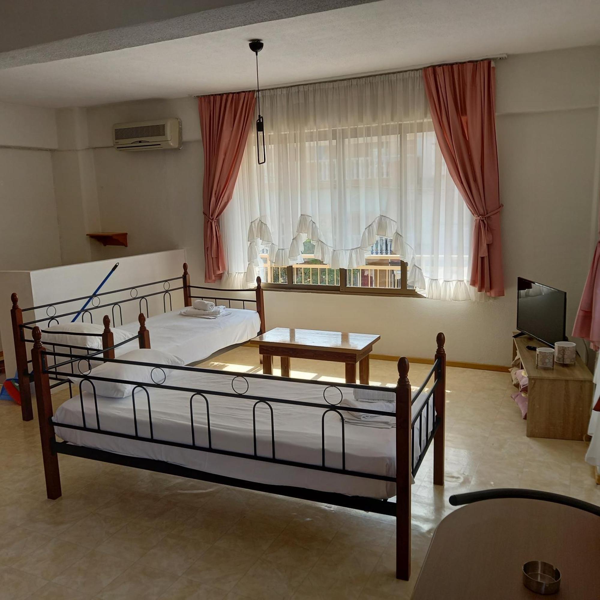 Μαρου Rooms Olympiakí Aktí Extérieur photo